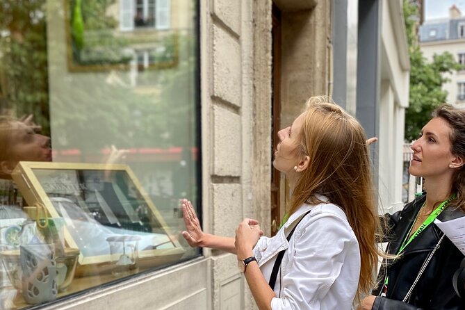 2 hour outdoor group activity in Paris: SAINT GERMAIN - Solving clues in teams of 2 to 6