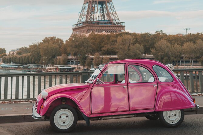 2 Hours Private Guided Tour in a Pink Citroën 2CV - Cruising the Champs-Élysées: see the boulevard without the stress