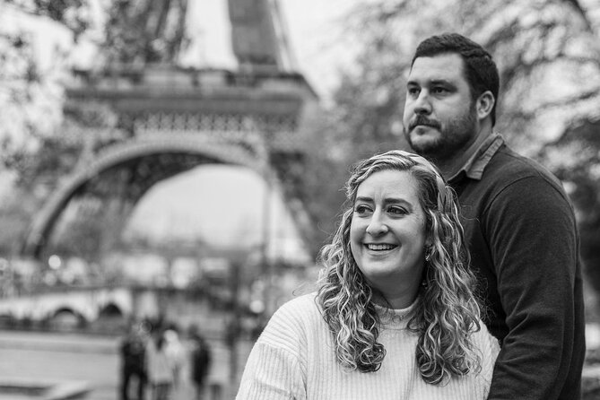 30 min photosession in Paris, all photos sent and edited - Price Value: Why $72.59 Makes Sense for a Full Edited Set