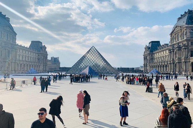 A Private Curated Journey Through the Louvre - What makes it private: pacing, questions, and tailoring to your group