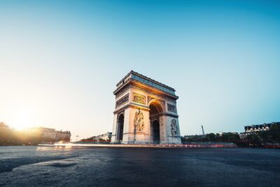 Arc de Triomphe and Champs Élysées Walking Tour