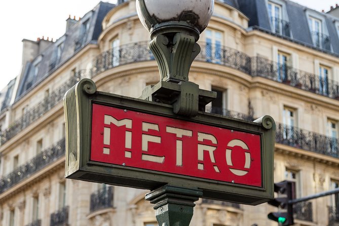 Bastille's Architecture & Artisans Self-Guided Walking Tour - Stop 3: Passage du Chantier, old-style architecture you can actually spot
