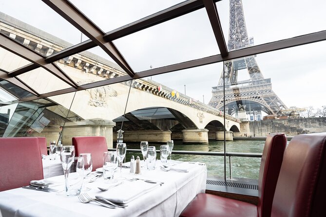 Bateaux Mouches Lunch Cruise on the Seine River in Paris - Food Timing, Service Style, and the Overall Vibe