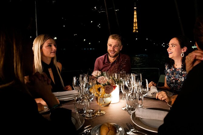 Bateaux Parisiens Seine River Gourmet Dinner & Sightseeing Cruise - Menus, service levels, and what you are really paying for