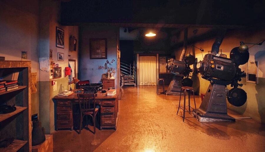 Behind the Scenes of the Grand Rex: 50-Minute Studio Tour - The ending payoff: your finished film moment