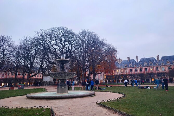 Best Bits of Paris: 40 Favorites Small-Group Walking & Metro Tour - Latin Quarter lanes, a crepe-style lunch break, and photo-friendly wandering