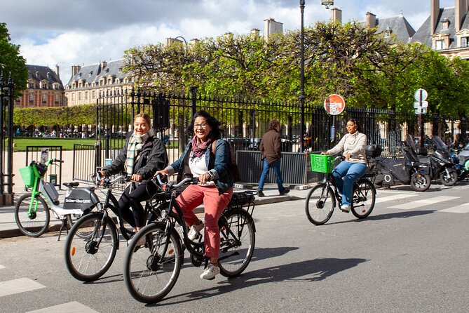 Best of Paris Small Group E-bike Guided tour (w/ optional Cruise) - Key highlights at a glance