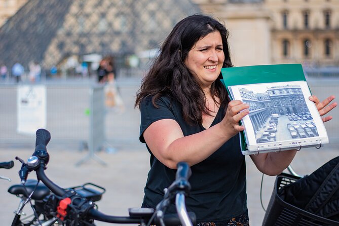 Best of Paris Small Group E-bike Guided tour (w/ optional Cruise) - Meeting point, route rhythm, and group size reality