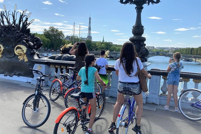 Bike Paris treasures with a live guide - Families & Friends - How Comfortable Is the Ride, Really?