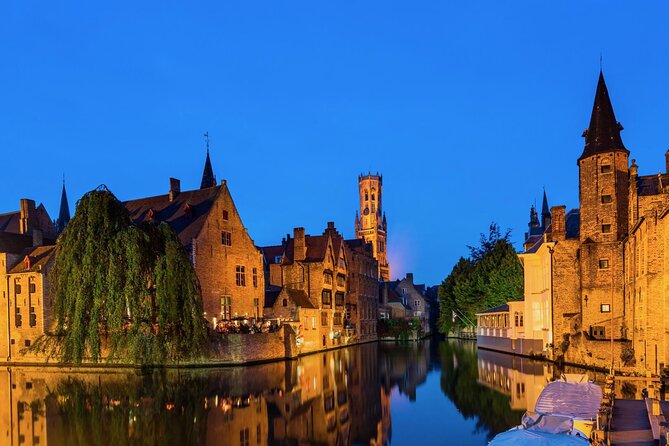 Bruges Small-group Full-day trip by Minivan from Paris - Free time from 13:15 to 17:00: choose your own Bruges day