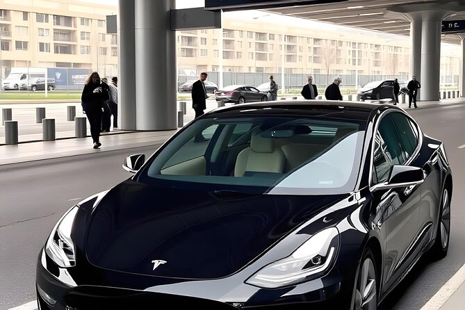 Budget airport transfer: Paris ⇄ CDG - Name Sign Pickup in the Arrivals Hall (How It Works)