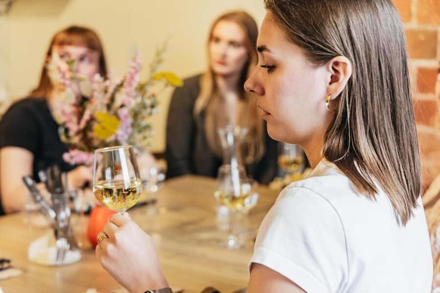 Cheese & Wine Tasting in Montmartre with Local Cheesemonger - Practical Pairing Tips To Carry Beyond Montmartre