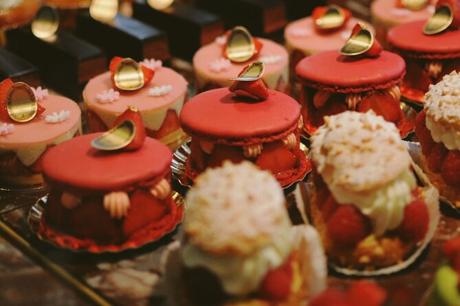 Chocolate and Pastry Walking Tour in Montmartre, Paris - Tips for enjoying the tour without feeling miserable afterward