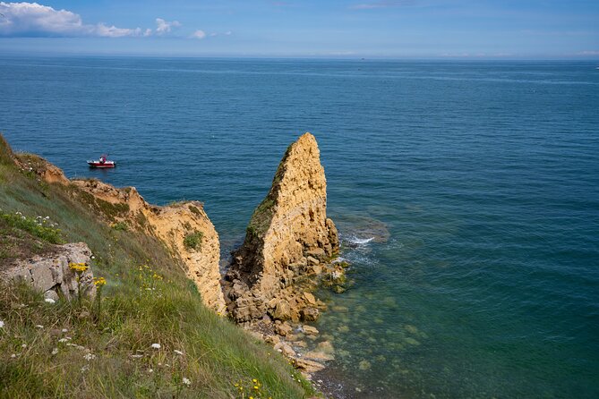 DDay Beaches Private Tour in Normandy from your Hotel in Paris - Omaha Beach: A Short Walk That Changes How You See the Shoreline