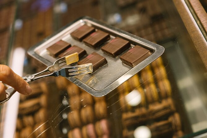 Devour Paris Ultimate Food Tour - Best moments: what the guides tend to do well