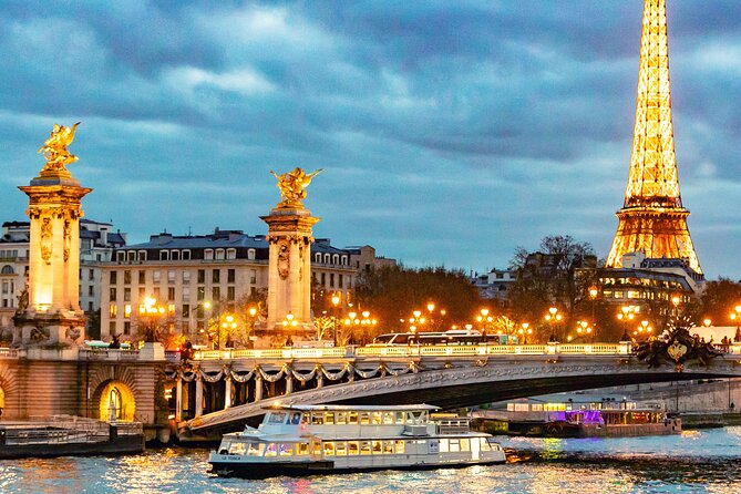 Dinner Cruise Prestige Check-out from the Eiffel Tower - Menu details: foie gras, veal, sea bream, and dessert (plus diet options)