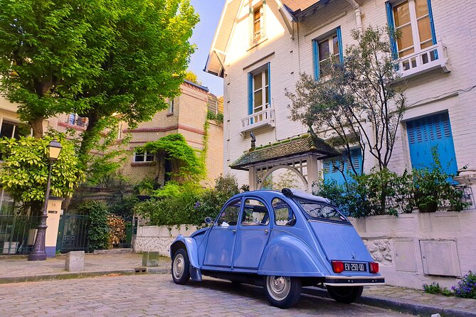 Discovery of Montmartre in a 2CV - 45 min - Le Lapin Agile, the Old Cabaret and Why It Still Matters