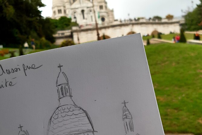 Drawing workshop / creative notebook during an unusual walk in Montmartre - Should you book this Montmartre drawing walk?