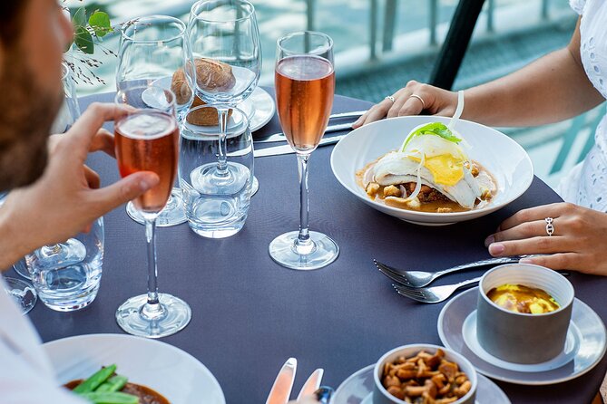 Early evening Dinner Cruise with drinks by Bateaux Parisiens - Why the 6:15 Dinner Timing Feels Like a Smart Paris Hack