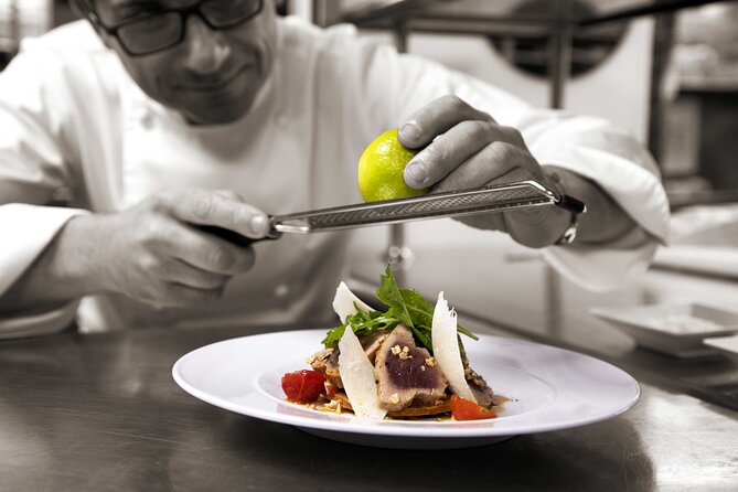 Early evening Dinner Cruise with drinks by Bateaux Parisiens - The 3-Course French Dinner: What You Get, and What to Expect