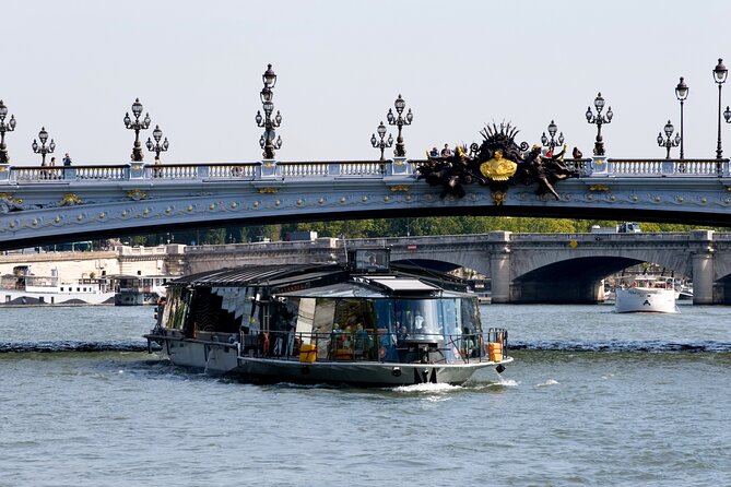 Early evening Dinner Cruise with drinks by Bateaux Parisiens - Port de la Bourdonnais: Where You Start and How to Get Your Eiffel Tower Shots