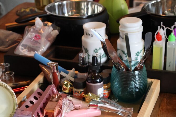 Eco-Friendly Lipstick Making Workshop in Paris - Snacks, Tea, and Small-Group Comfort