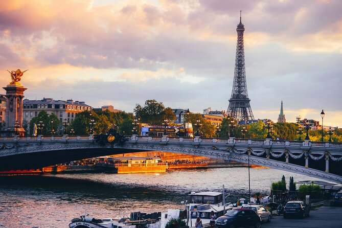 Eiffel Tower Climbing Tour - Meeting point at 32 Av. Octave Gréard, and why it matters