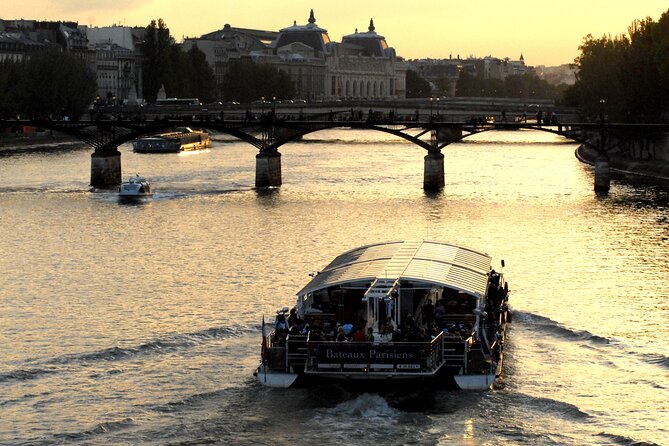 Eiffel Tower Dinner Experience and Sightseeing Seine River Cruise - Crowds, Security, and Why Timing Can Feel Slower Than You Expect