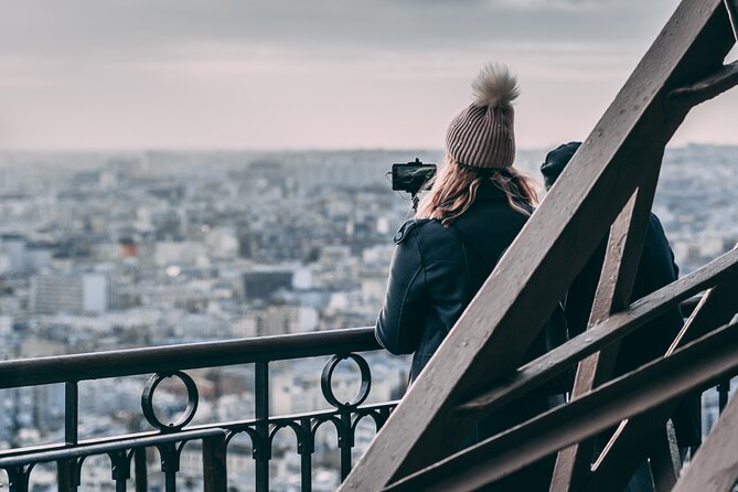 Eiffel Tower Elevator Tour with Optional Summit & Cruise Access - Stop 2 on the second floor: the views, the pointers, and the best photo time