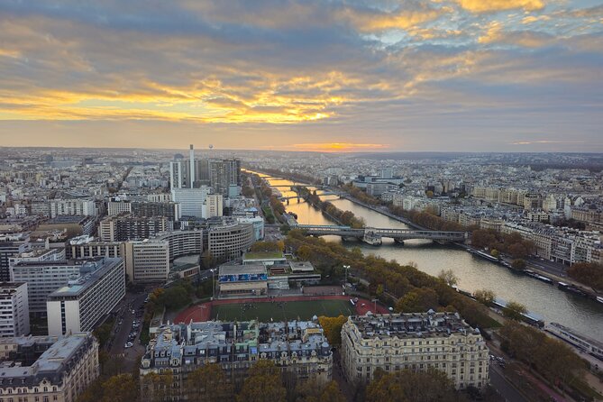 Eiffel Tower Entry with Audio Guide & Summit Upgrade - Elevator access and the host to the 2nd floor: what that really means in practice