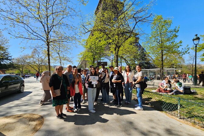 Eiffel Tower Guided Tour Access by Elevator 2nd Floor and Summit - Key highlights to look for