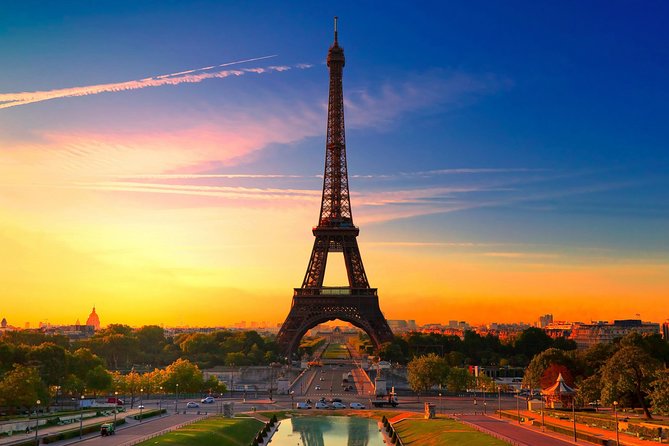 Eiffel Tower Lift Access with Optional Summit and Seine Cruise - Meeting at 41 Avenue de la Bourdonnais, and why the 15-minute rule matters