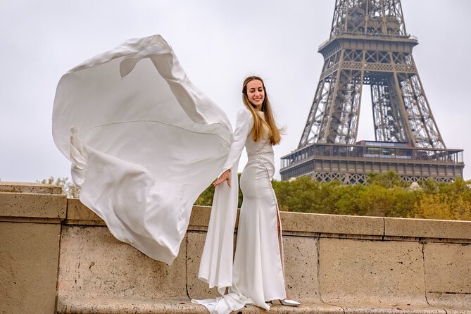 Eiffel Tower Photoshoot - What You Get After the Shoot: 50+ Edited Photos by Download Link