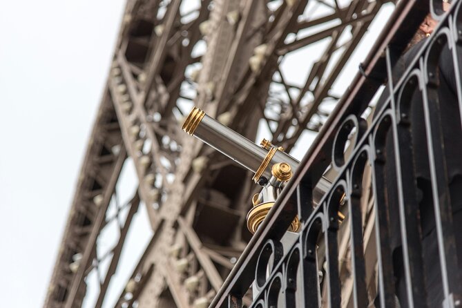 Eiffel Tower Private Tour with Summit Access - From Security to the Elevator, This Tour Tries to Keep You Moving