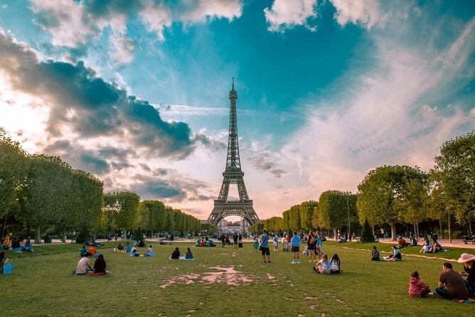 Eiffel Tower Second or Summit Floor Access by Elevator with Views - Going Up by Elevator to the Second Floor With Host Help