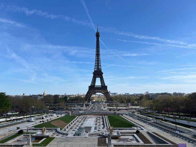 Eiffel Tower with Summit and 2nd Floor Access Guided Tour - First Floor Photo Time and a Little Personal Freedom