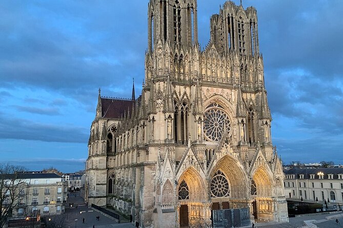 Epernay and Reims Champagne Private Day Trip from Paris - Épernay lunch break: what you should plan