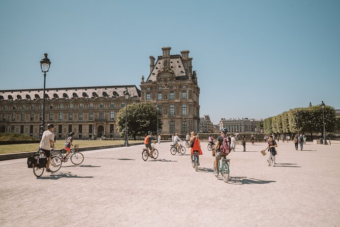 Explore Paris Highlights by Bike - Quais de la Seine: The Easiest Way to See Real Paris