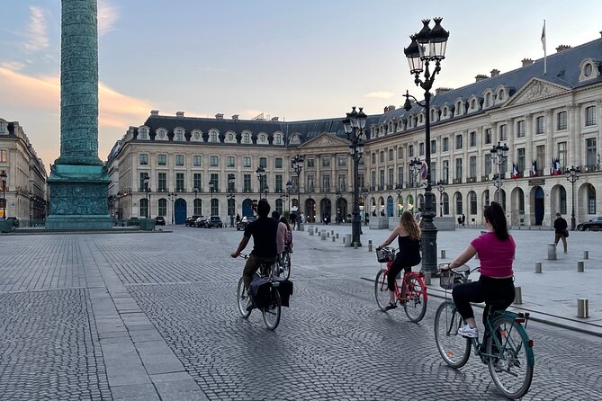 Explore Paris Highlights by Bike - How the 4 Hours Really Feel: Pacing, Group Size, and Fitness