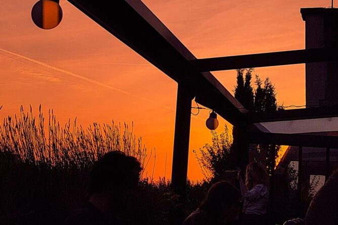 Explore speakeasies and hidden bars, sip meet & socialize - Tips to avoid the common problems