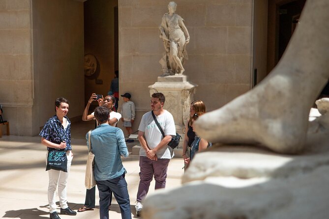 Fabuleux Guided Tour Through the Louvre Museum with Access - Who Should Book This Tour, and Who Might Not Love It