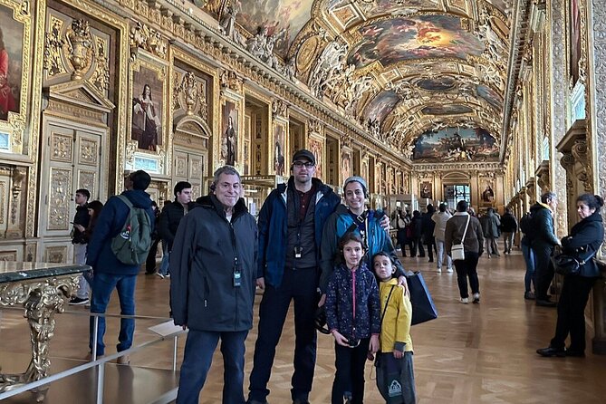 Family Friendly Louvre Museum Private Guided Tour - Price and value at $444.80 per person: what you’re really buying