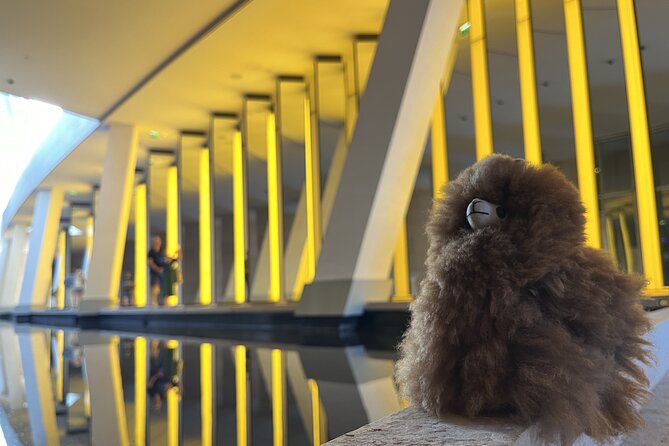 Fondation Louis Vuitton: Ticket Entry & Private Tour - Stop two: more contemporary art names and another guided pass
