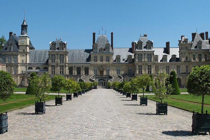 Fontainebleau & Barbizon Half Day Guided Tour from Paris + Entry - Key takeaways before you go