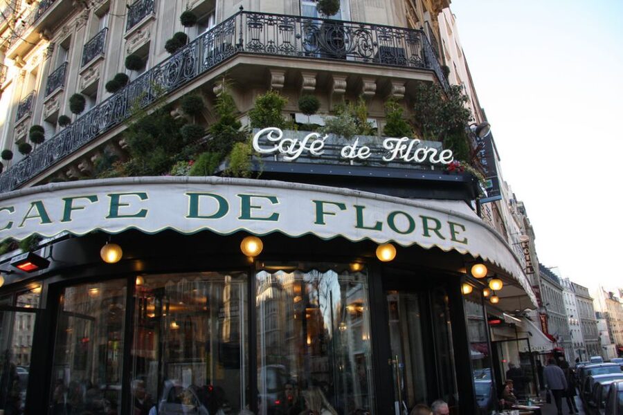 French Lesson at Cafe de Flore and Paris Guided Tour - Why Café de Flore Beats a Classroom for Your Paris French