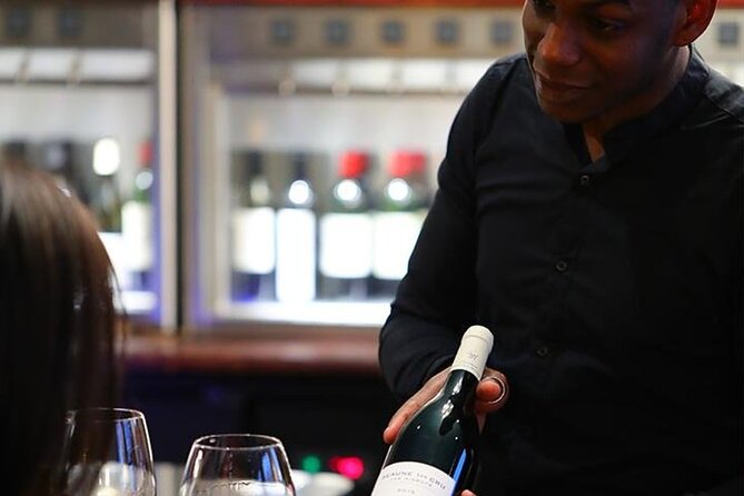 French Wine and Champagne Tasting in Paris - What You Eat With Wine: Fresh Bread, Then Cheese or Charcuterie
