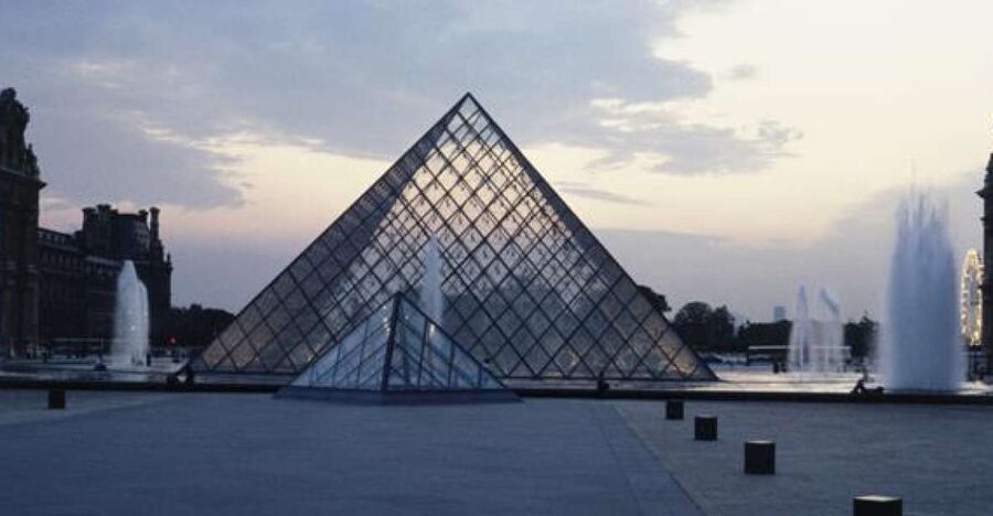 From London: Full-Day Trip at Leisure to Paris by Eurostar - The Channel crossing, why this is the tour’s strongest value