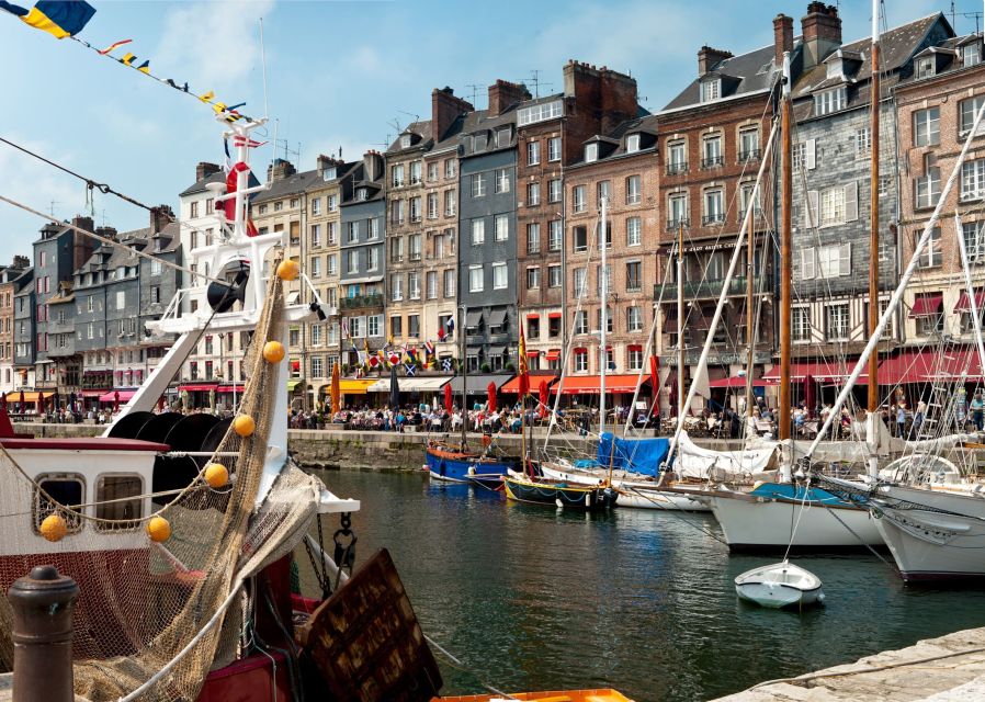 From Paris: 2-Day Normandy & Brittany Tour - Who this Normandy and Brittany tour suits best