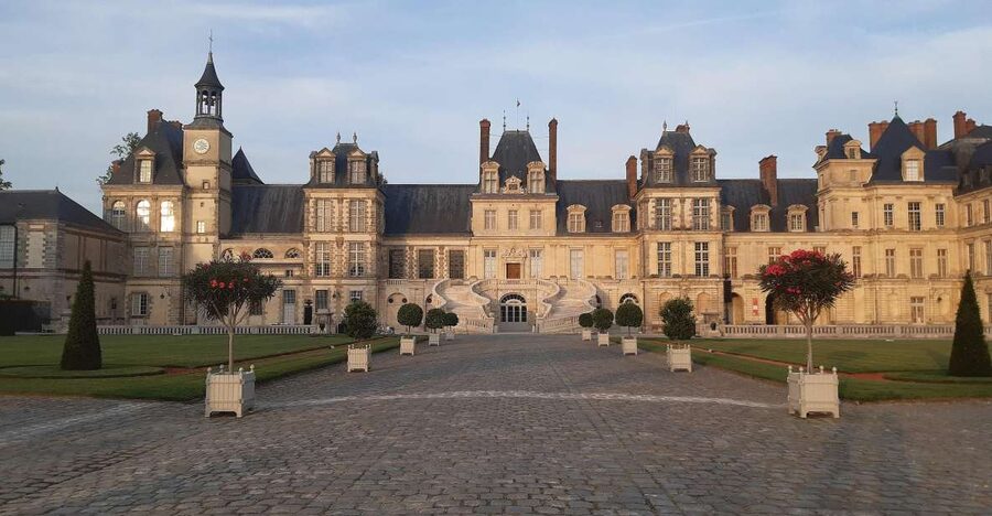 From Paris: Fontainebleau & Vaux-le-Vicomte Private Tour - FAQ