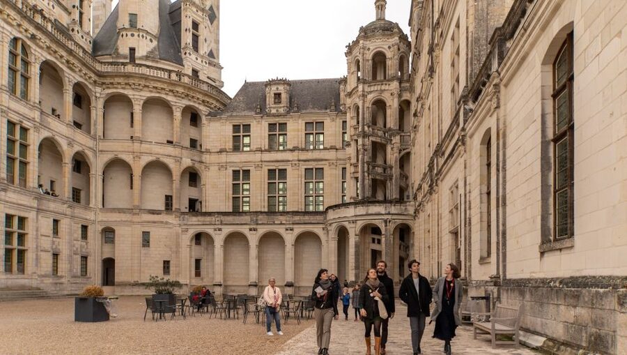 From Paris: Full-Day Loire Valley Chateaux Tour - Price and value for $127: what you are really paying for
